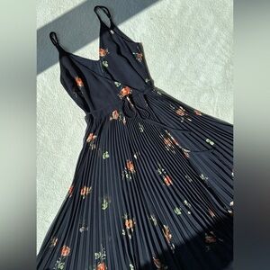 Aritzia | Wilfred Beaune Pleated Wrap Midi Dress - Royal Navy